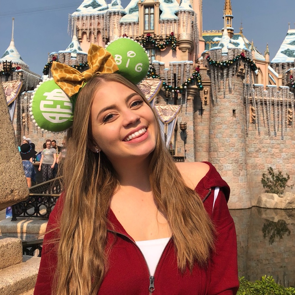Meet your Posher, Megan